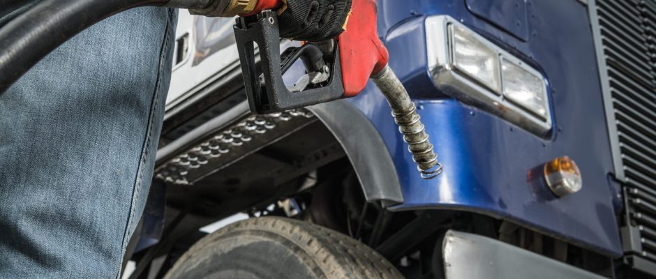 Cât combustibil economisești real cu un tracker GPS auto 2026